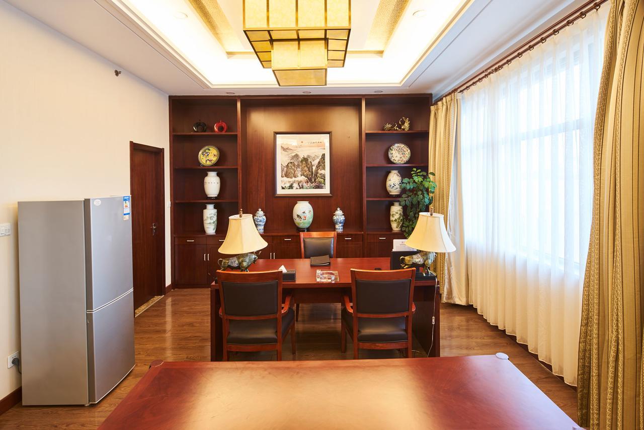 Soluxe Hotel Niamey Zewnętrze zdjęcie